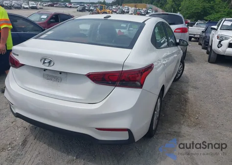2018 Hyundai Accent Sel z USA, uszkodzony, nr VIN 3KPC24A31JE023870